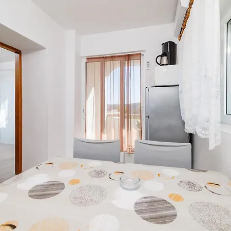 Ivan Appartement Lopar