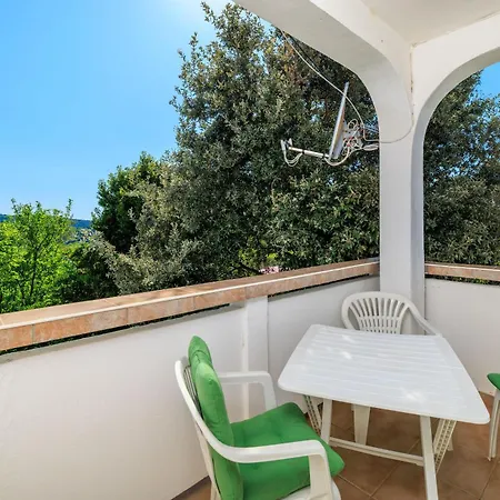 Apartament Ivan Lopar